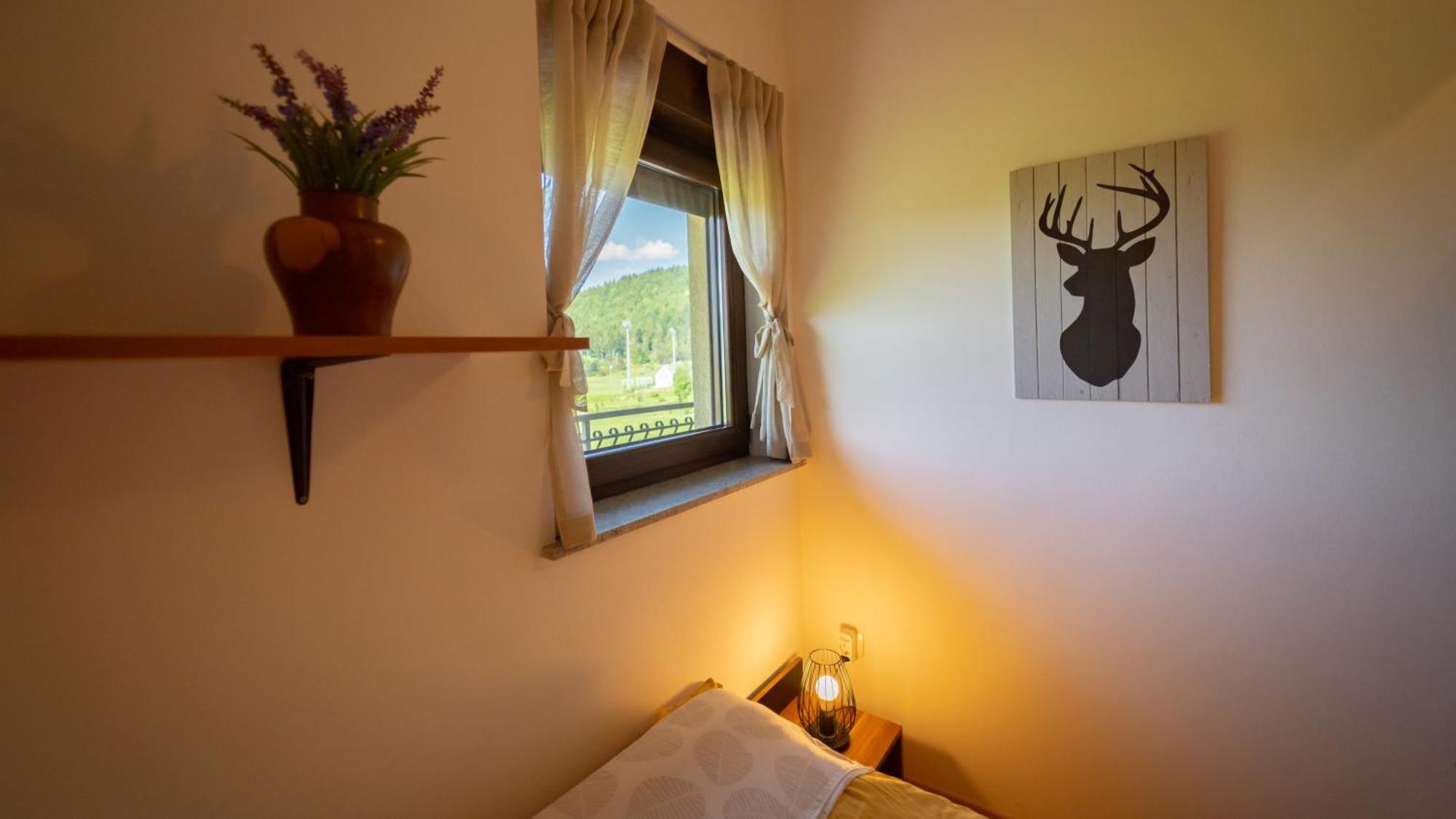 פוז'ינה Specious Apartment Manitu In Forest Countryside מראה חיצוני תמונה